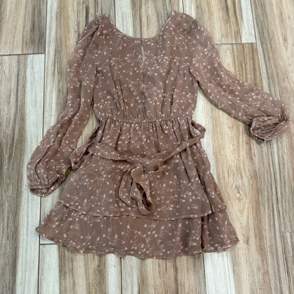 Elegant Floral Long Sleeve Dress in Brown